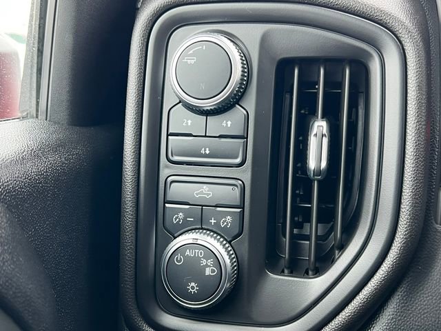 Used 2021 GMC Sierra 2500 4x4 Crew Cab w/ Fleet Convenience Package image 21