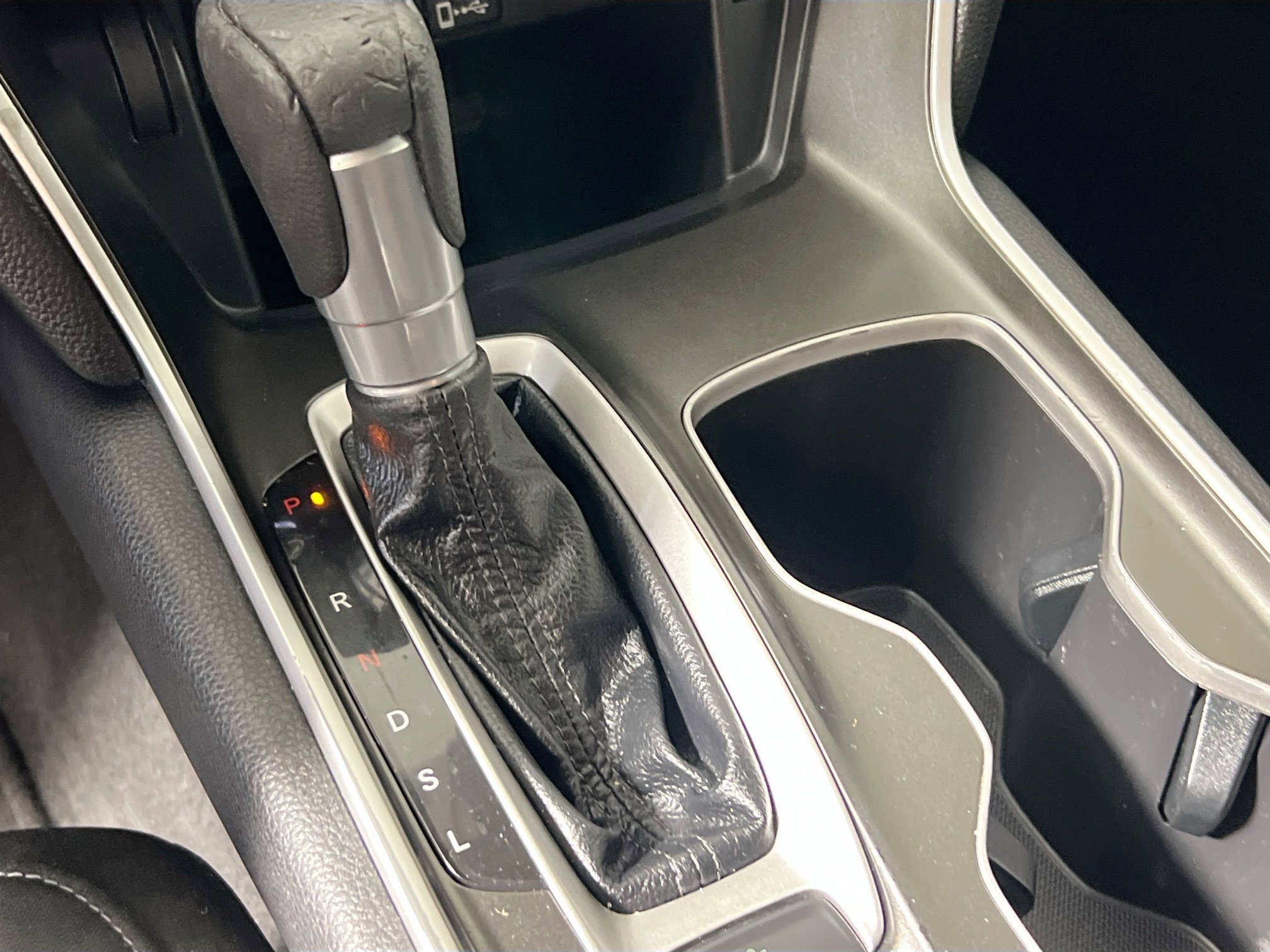 Used 2020 Honda Accord EX image 25