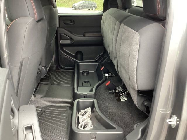 Used 2026 Nissan Frontier PRO-4X w/ Pro-4x Convenience Package AWD/4WD image 5