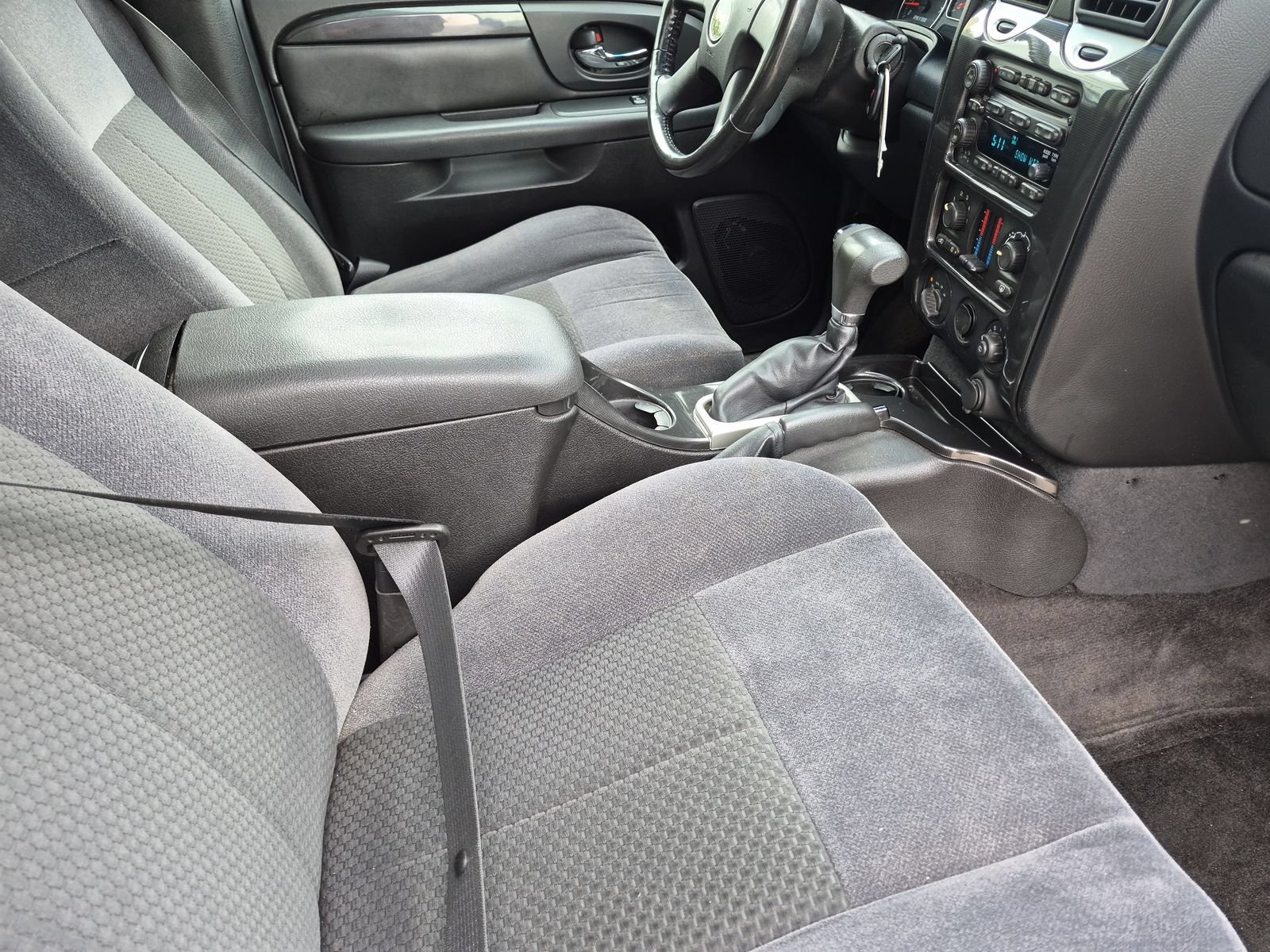 Used 2008 GMC Envoy SLE AWD/4WD image 21