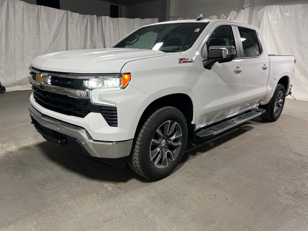 New 2026 Chevrolet Silverado 1500 LT w/ All Star Edition Plus AWD/4WD image 3