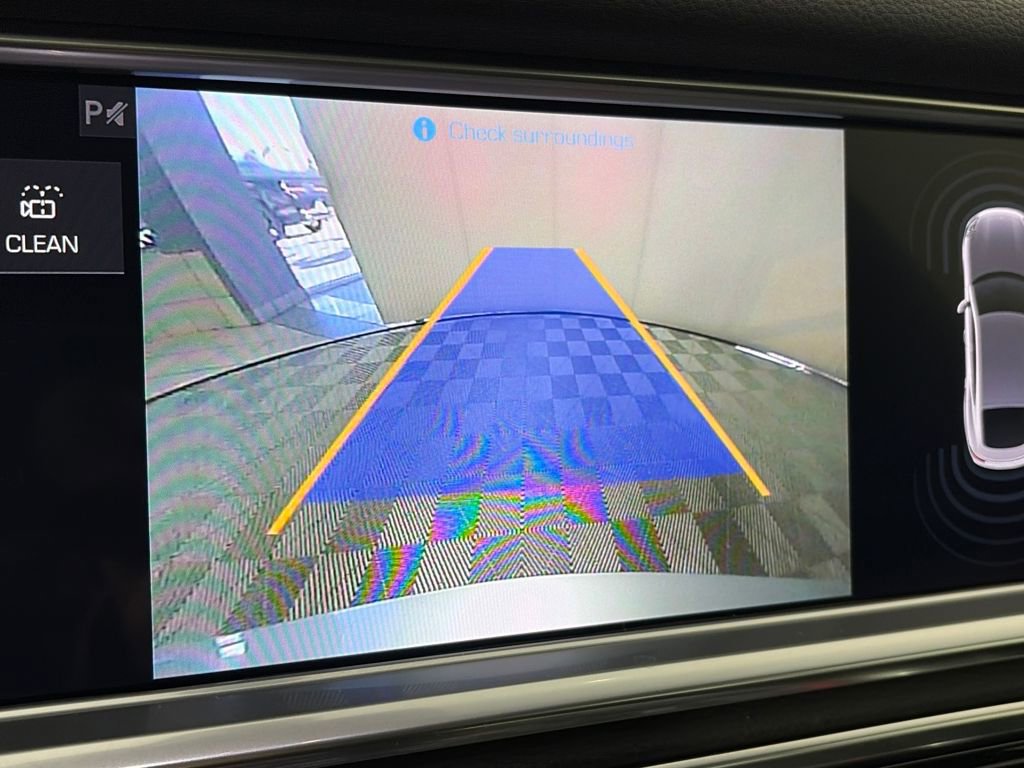 Used 2019 Porsche Panamera image 20