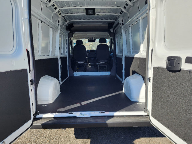 New 2025 RAM ProMaster 2500 w/ Convenience Group image 4