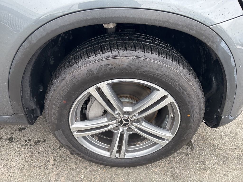 Used 2021 Mercedes-Benz GLC 300 image 9