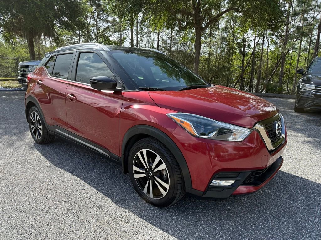 Used 2019 Nissan Kicks SR w/ Exterior Electronics Package image 3
