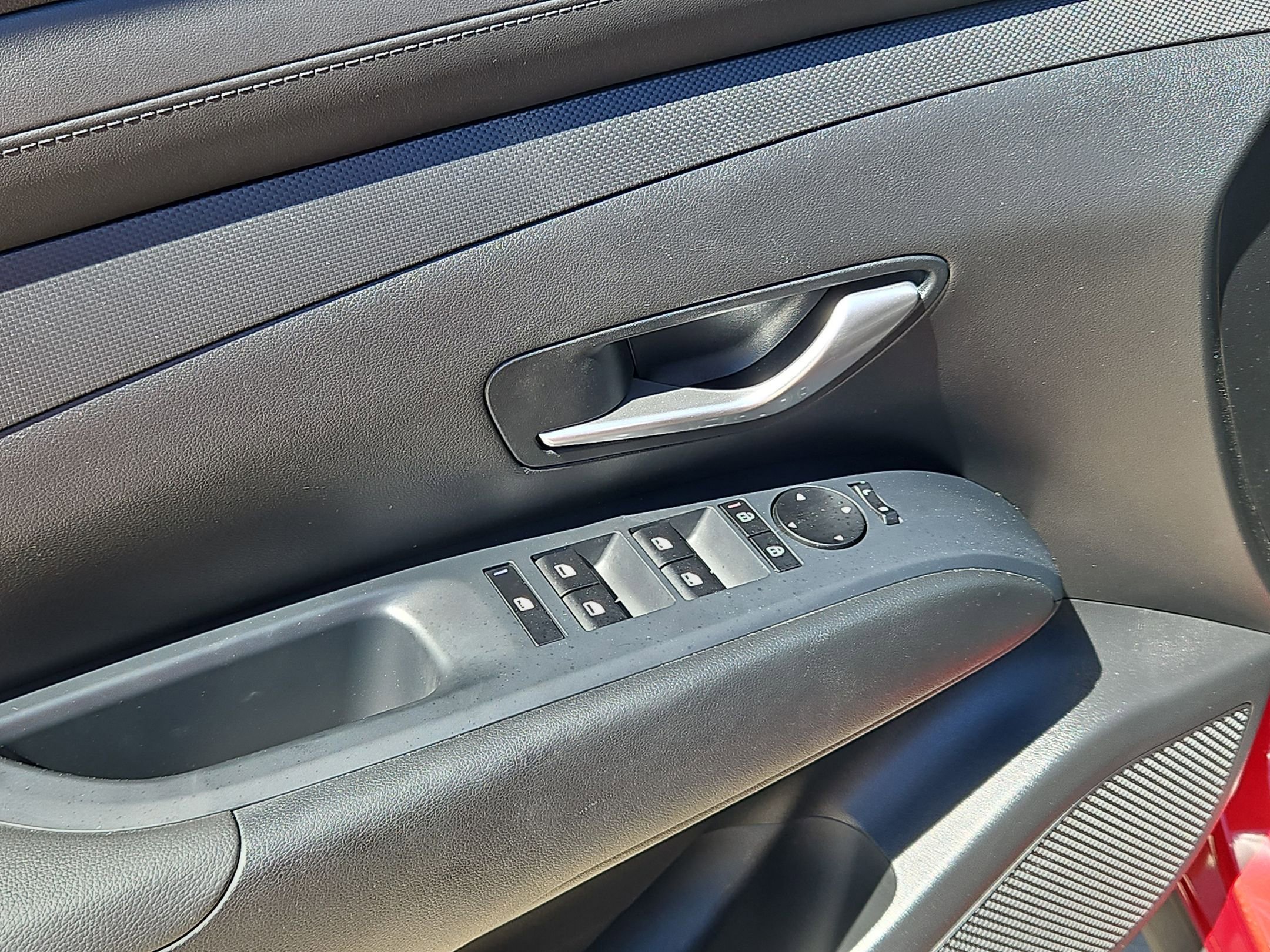 Used 2025 Hyundai Tucson SEL image 12