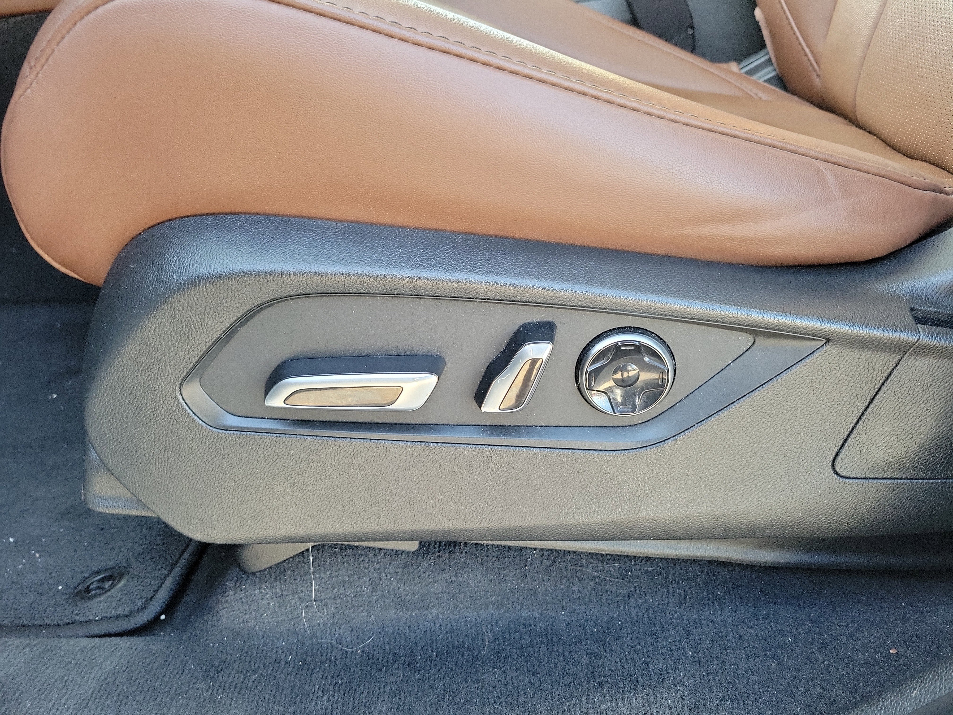 Used 2023 Acura MDX SH-AWD w/ Technology Package image 22