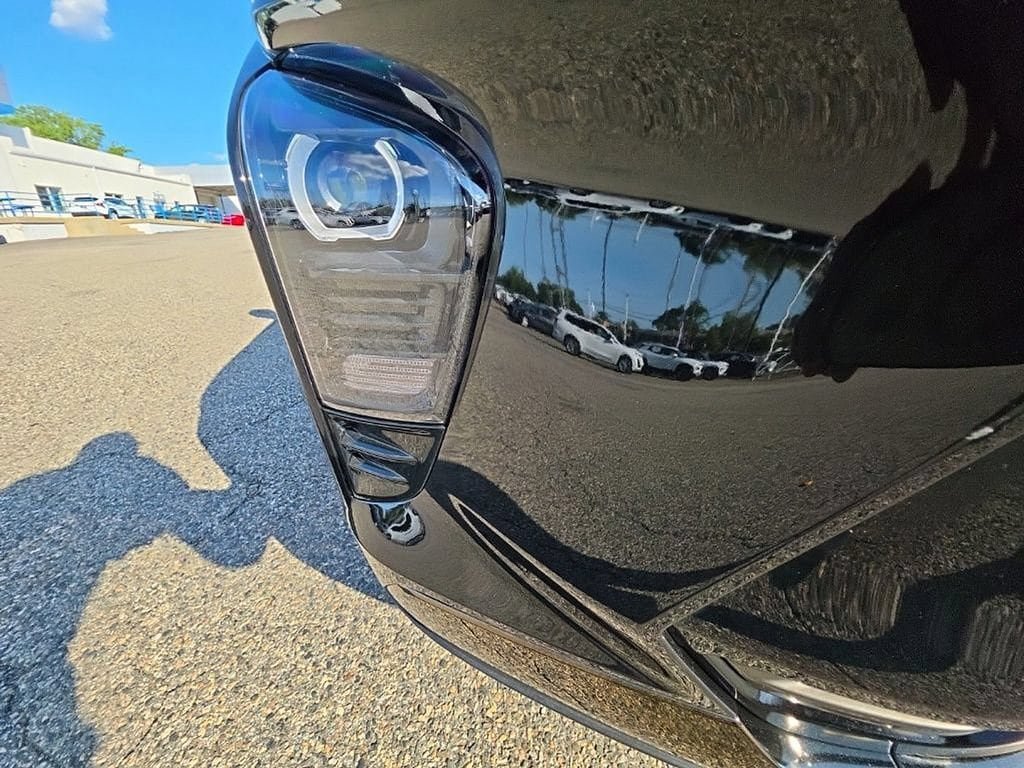 Used 2024 Chevrolet Trax ACTIV w/ Sunroof Package FWD image 41