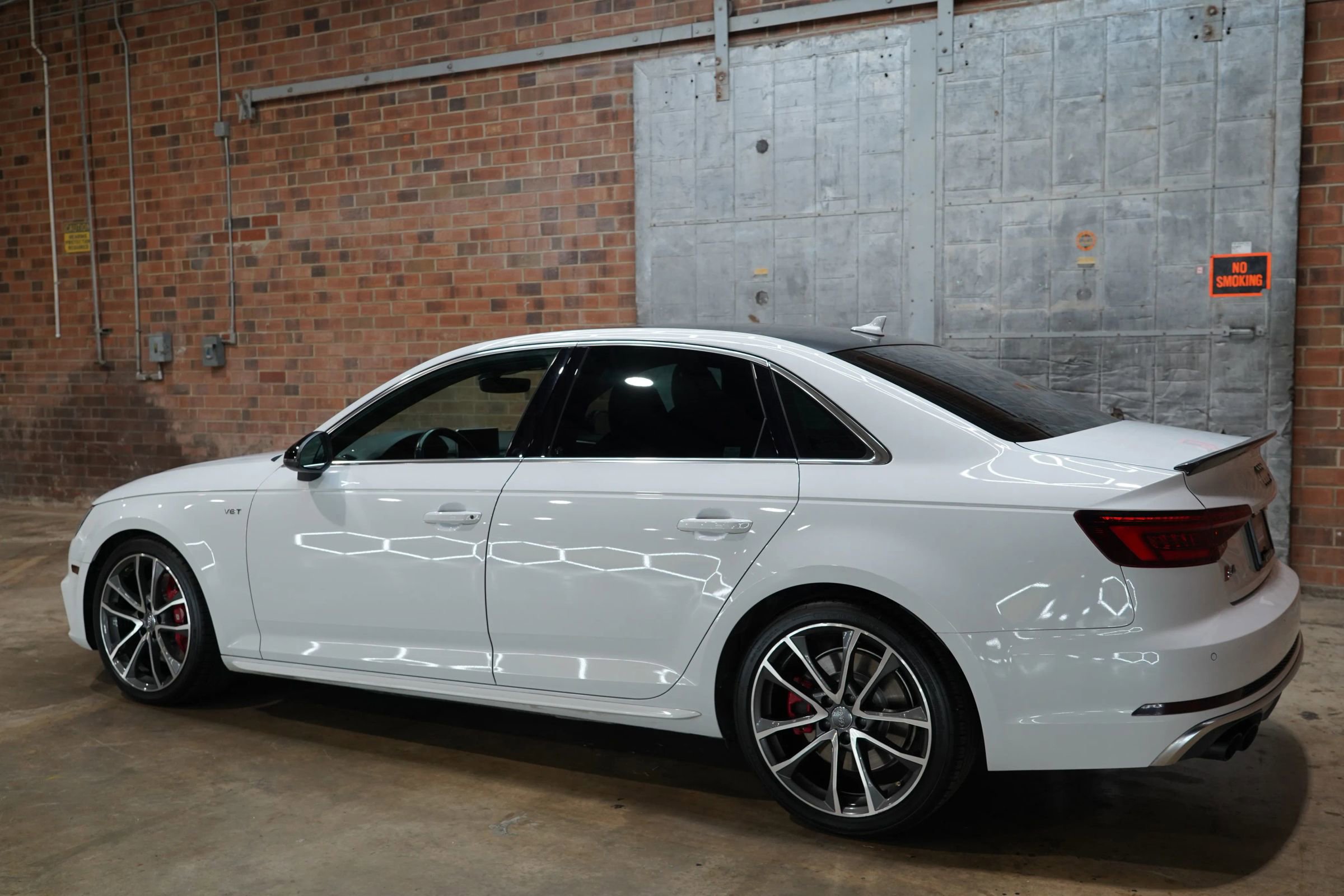 Used 2018 Audi S4 Premium Plus w/ Navigation Package image 12