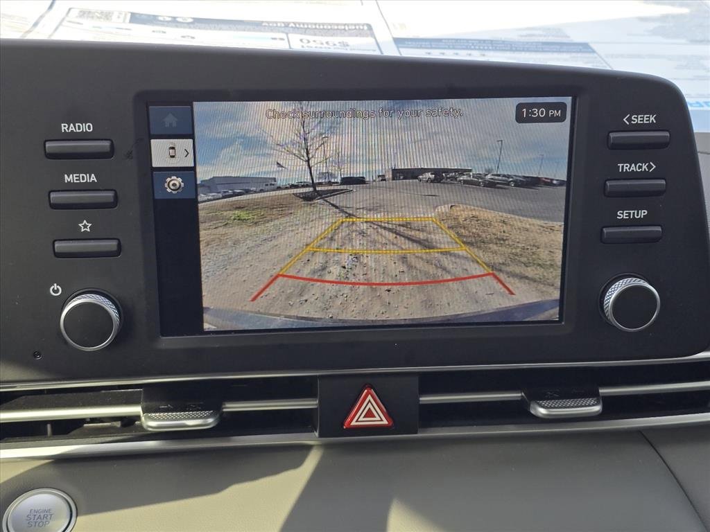 Used 2025 Hyundai Elantra Blue image 18