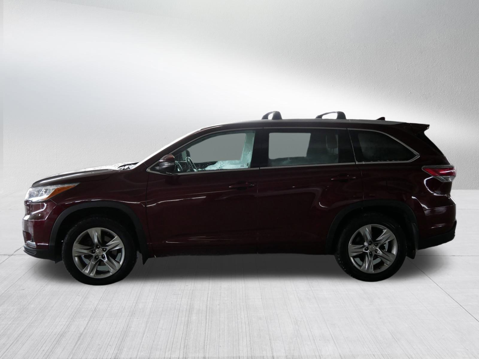 Used 2015 Toyota Highlander Limited image 4