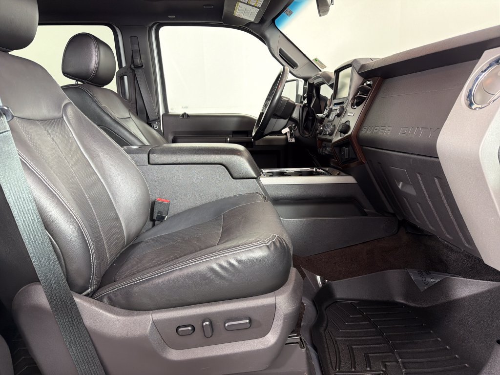 Used 2015 Ford F350 Lariat w/ Lariat Ultimate Package AWD/4WD image 21