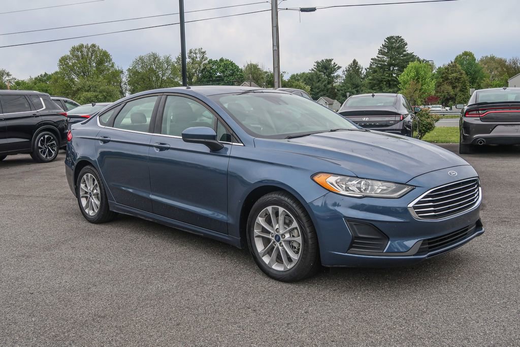 Used 2019 Ford Fusion SE FWD image 8