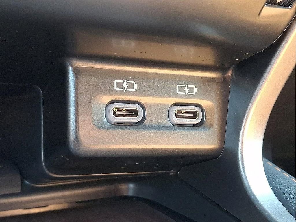 Certified 2024 Lexus RX 350h w/ Accessory Package (Z1) image 19