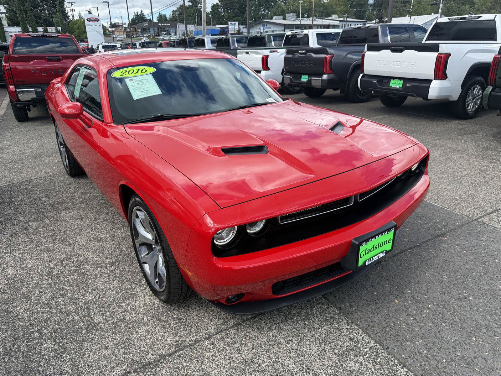 Used 2016 Dodge Challenger SXT Plus RWD image 7