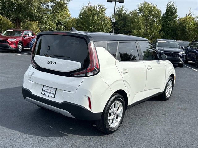 Used 2024 Kia Soul S image 4