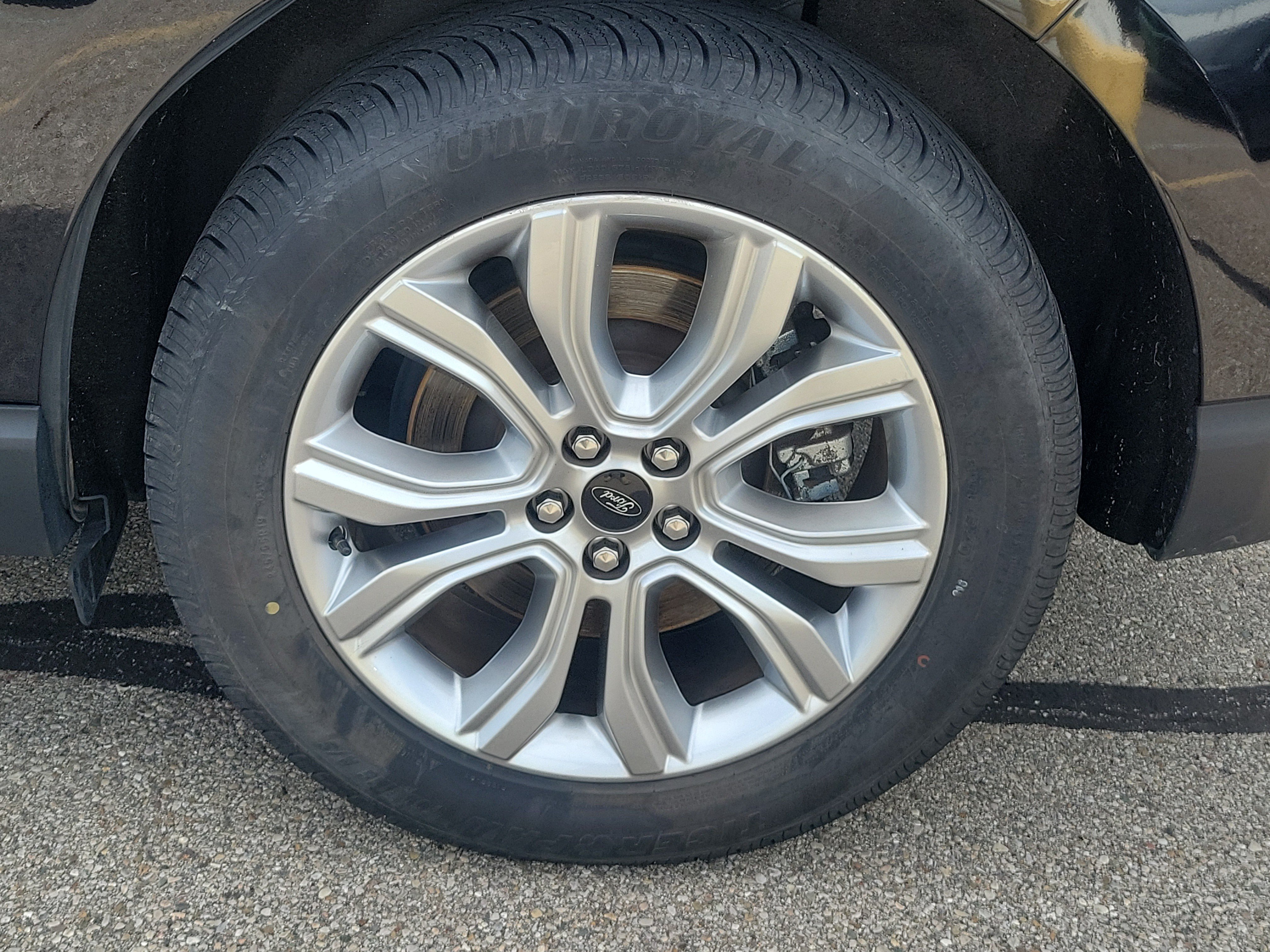 Used 2023 Ford Edge Titanium AWD/4WD image 5