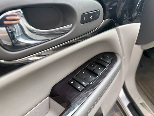 Used 2015 Buick Enclave Leather FWD image 17
