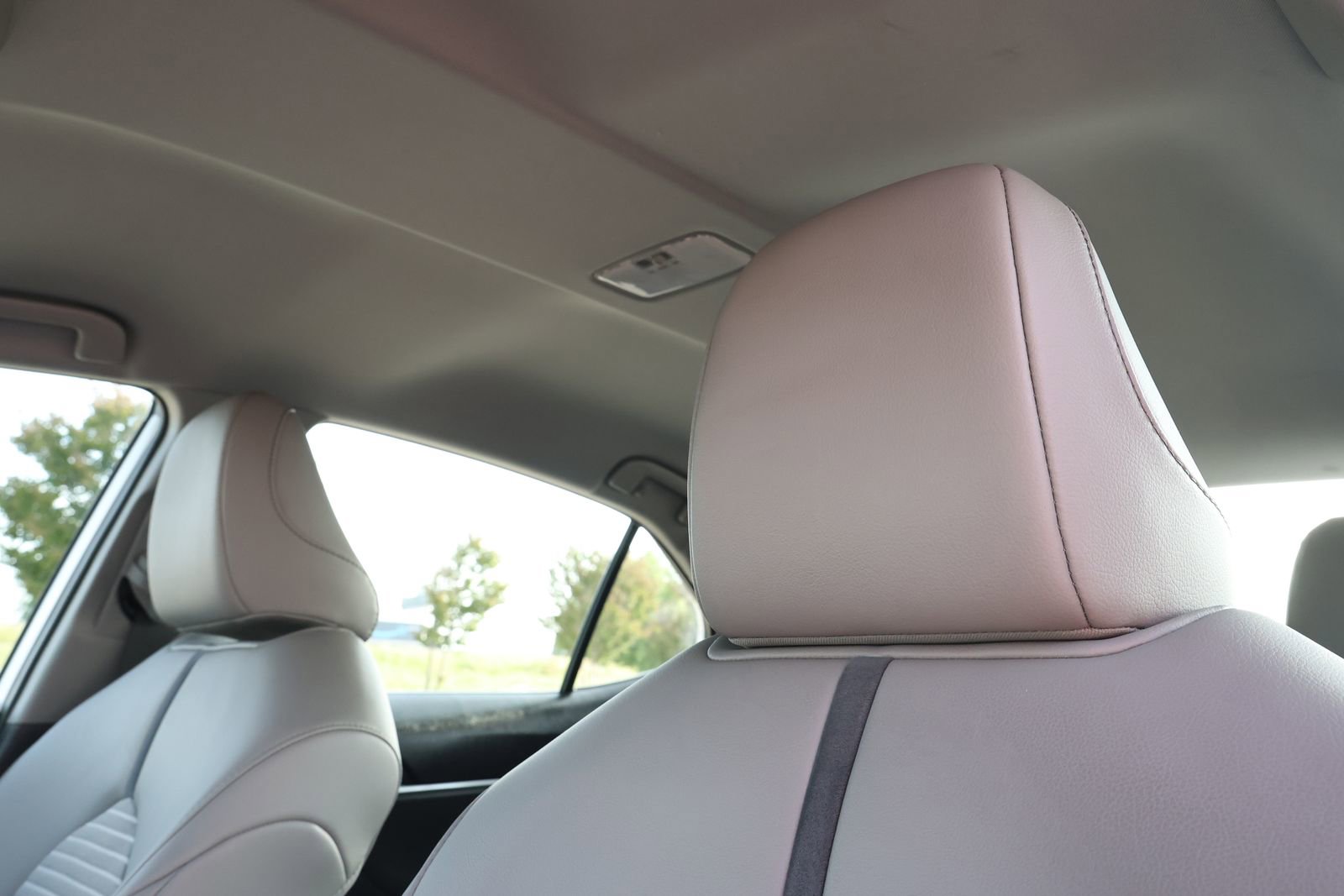 Used 2024 Toyota Camry SE image 15