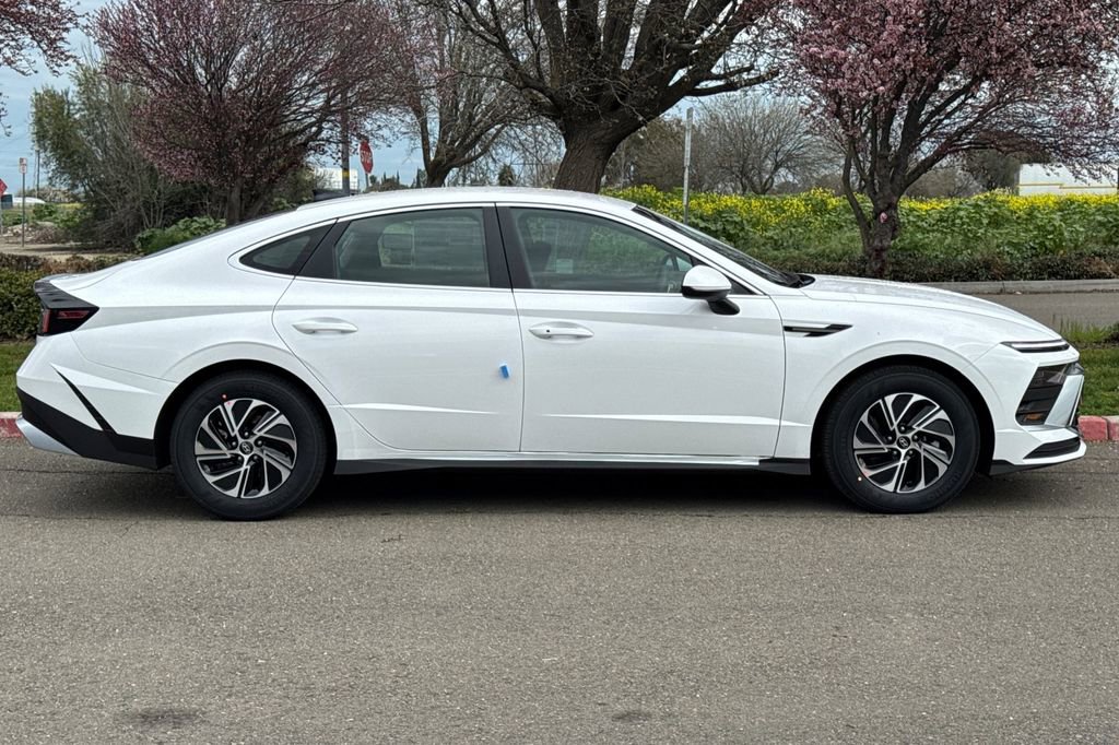New 2026 Hyundai Sonata Blue image 3