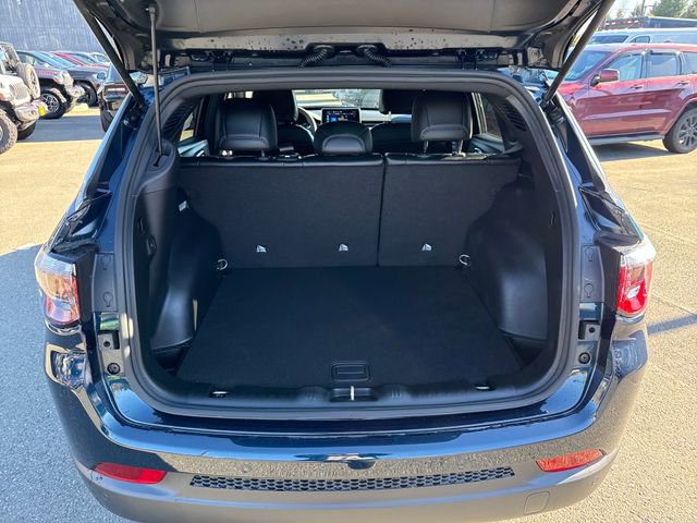 New 2026 Jeep Compass Limited image 12