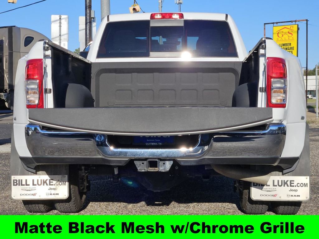 Used 2024 RAM 3500 Tradesman w/ Chrome Appearance Group image 13