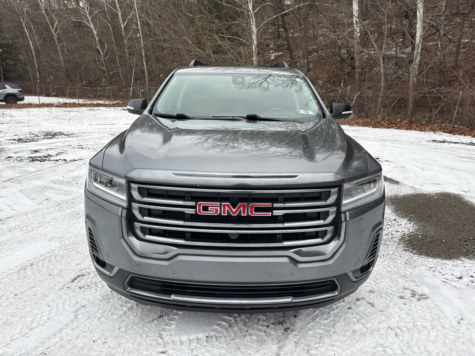 Used 2022 GMC Acadia AT4 w/ Technology Package image 11