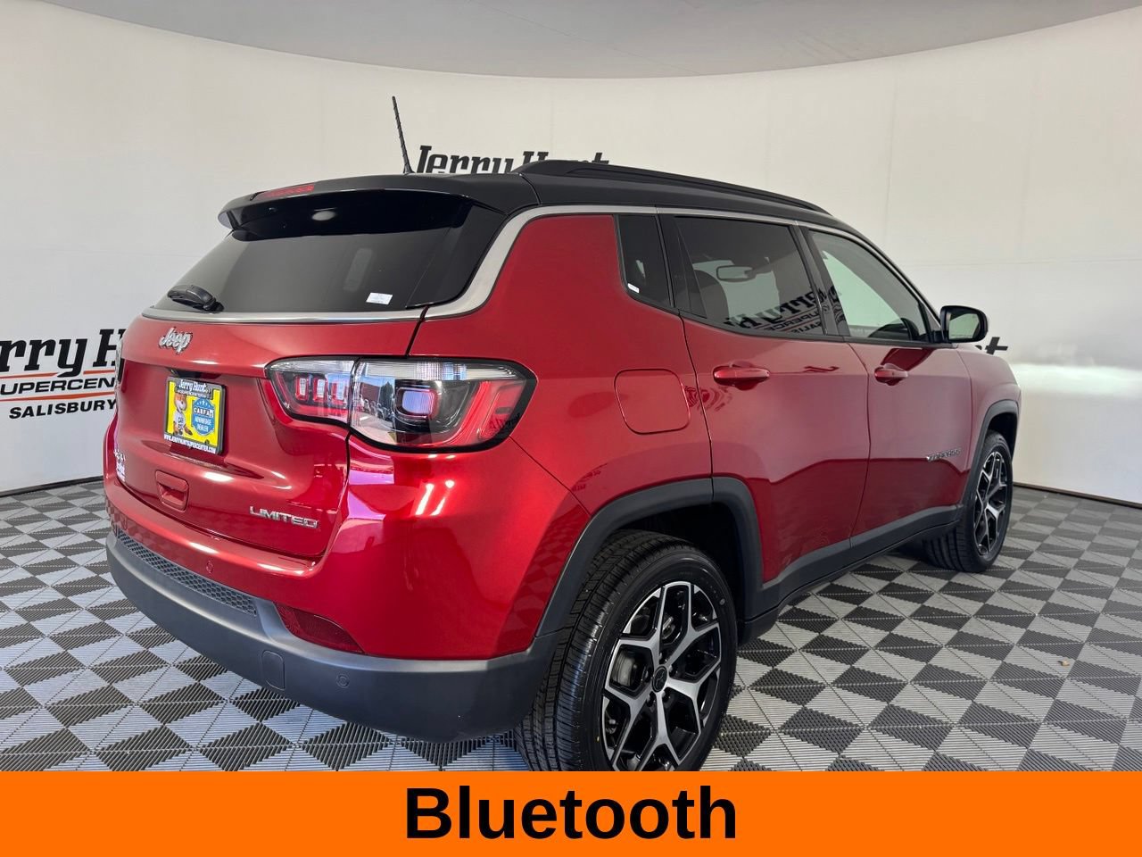 Used 2025 Jeep Compass Limited AWD/4WD image 7