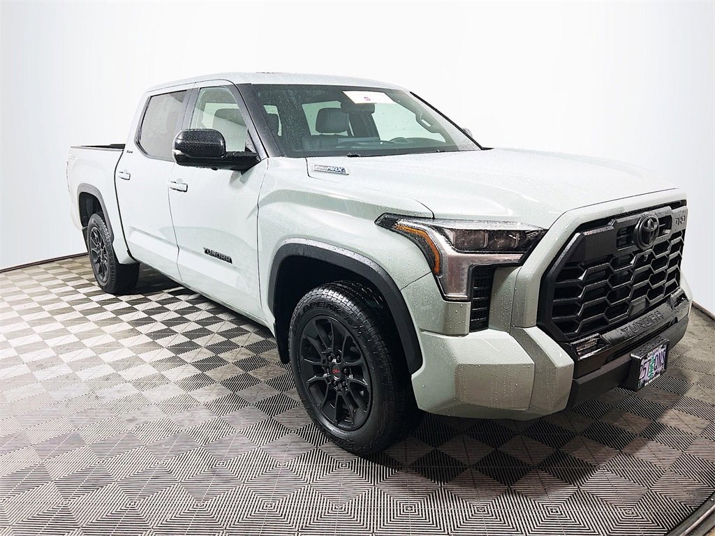 Used 2025 Toyota Tundra Limited image 1