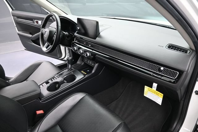 Used 2024 Honda Civic Touring image 16