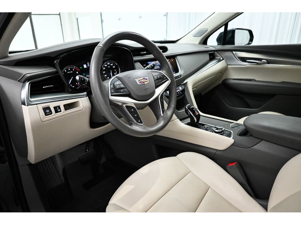 Used 2024 Cadillac XT5 Premium Luxury FWD image 34