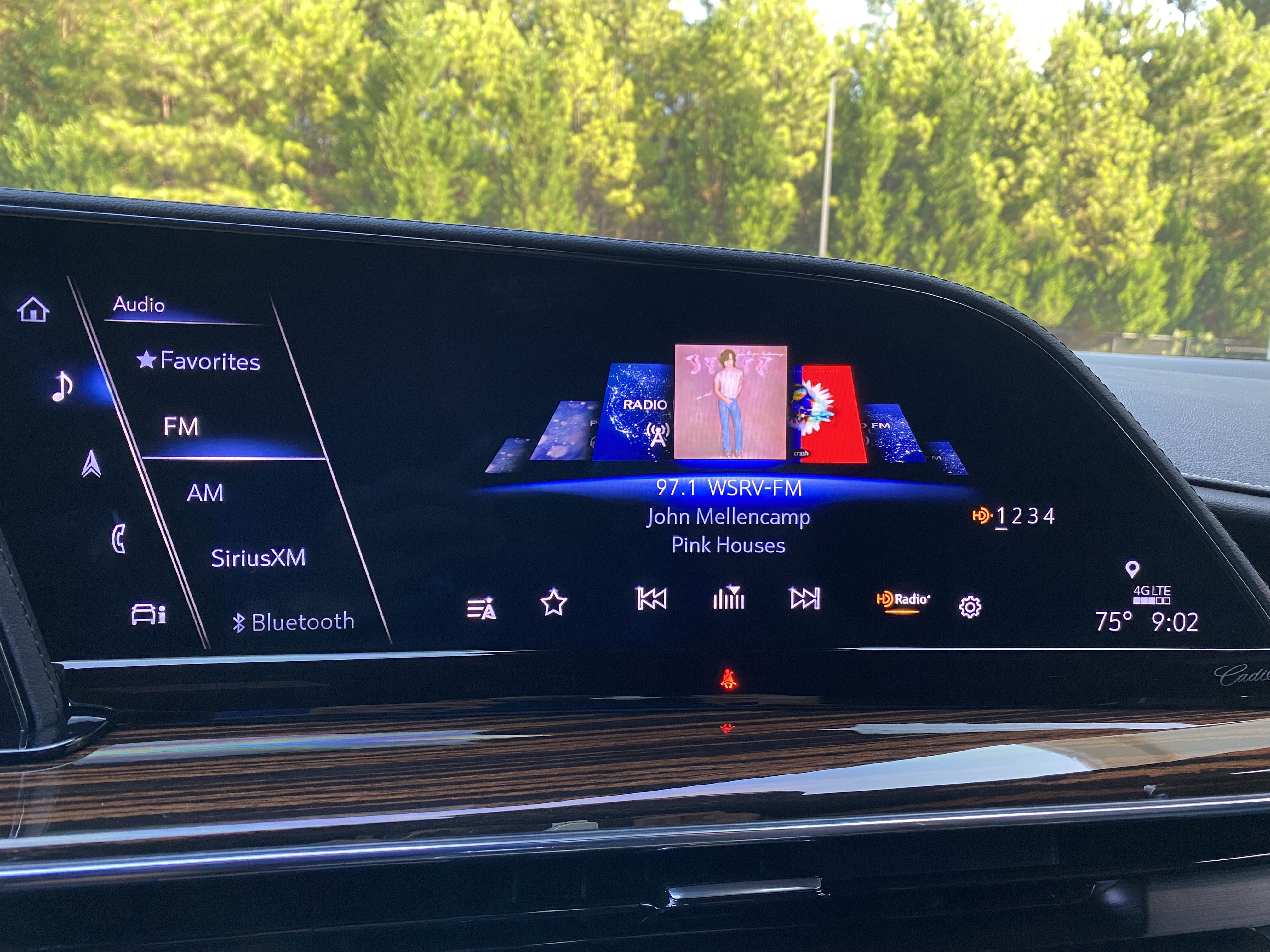 Used 2023 Cadillac Escalade Premium Luxury w/ Touring Package AWD/4WD image 27
