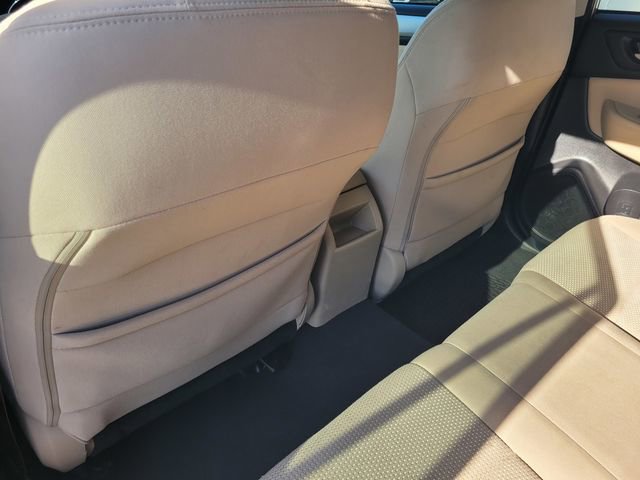 Used 2017 Subaru Outback 2.5i Premium image 14