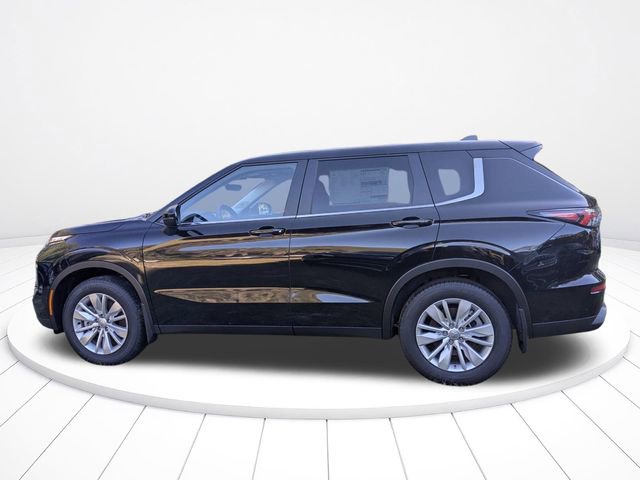 New 2025 Mitsubishi Outlander ES image 7