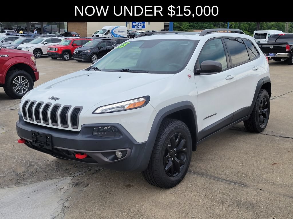 Used 2015 Jeep Cherokee Trailhawk w/ Comfort/Convenience Group AWD/4WD image 2