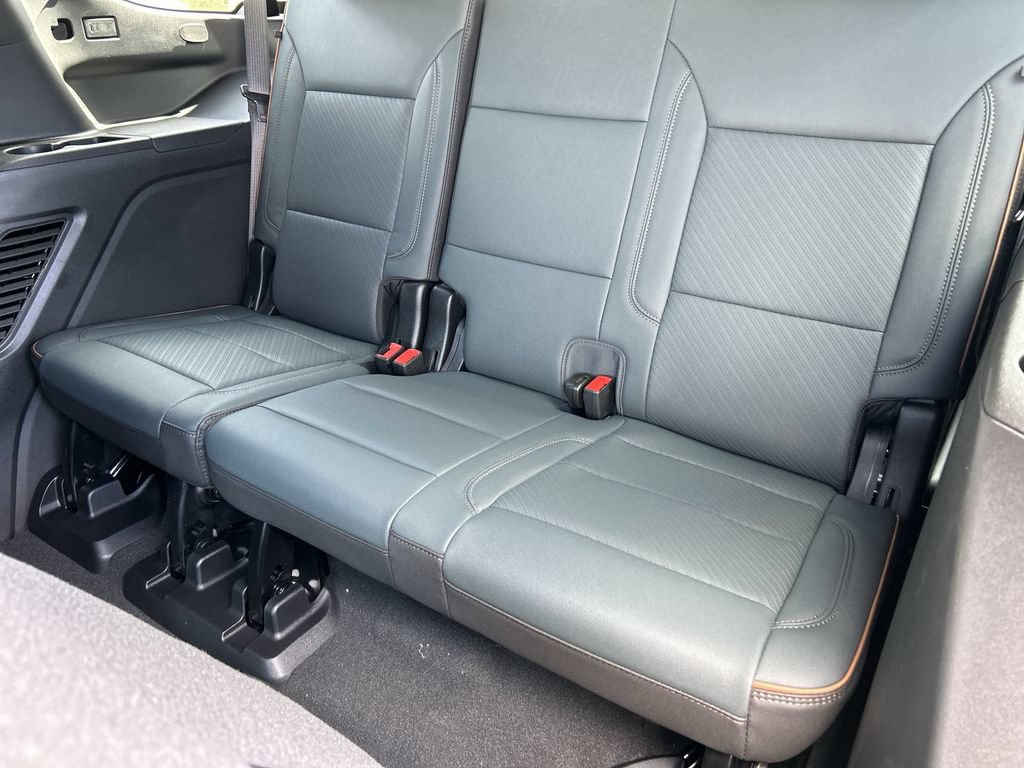 New 2026 GMC Yukon AT4 AWD/4WD image 35