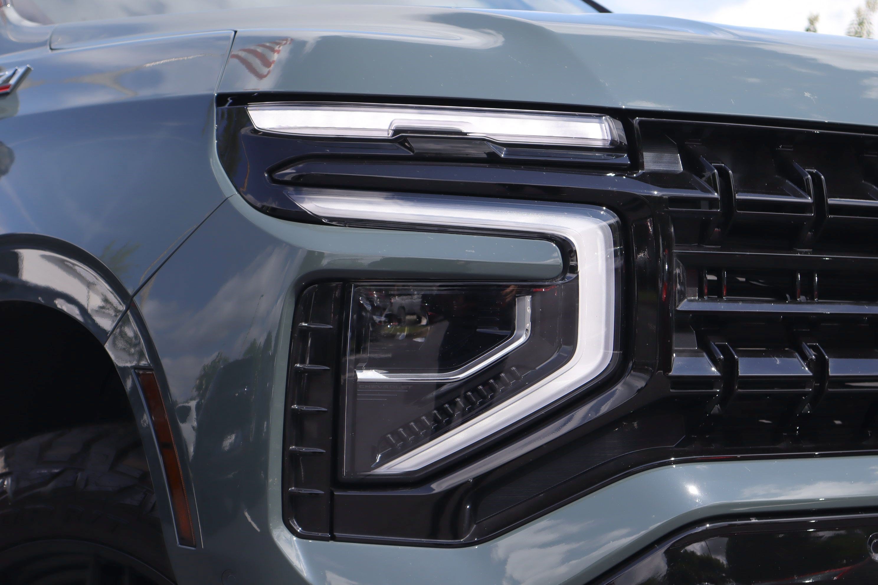 Used 2026 Chevrolet Tahoe Z71 w/ Z71 Off-Road Package AWD/4WD image 32