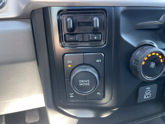 New 2026 Ford F250 XLT w/ XLT Premium Package AWD/4WD image 16