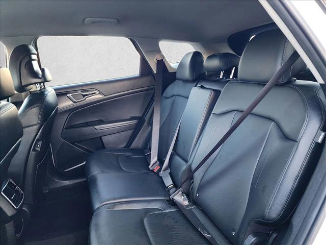 Used 2024 Kia Sportage EX FWD image 17