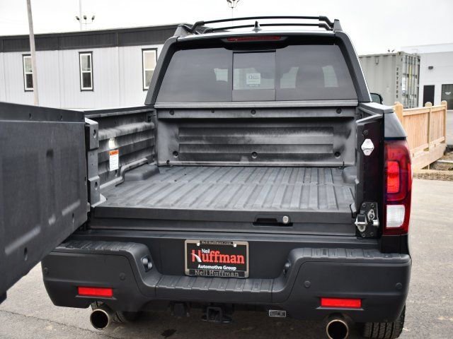 Used 2023 Honda Ridgeline Black Edition image 32