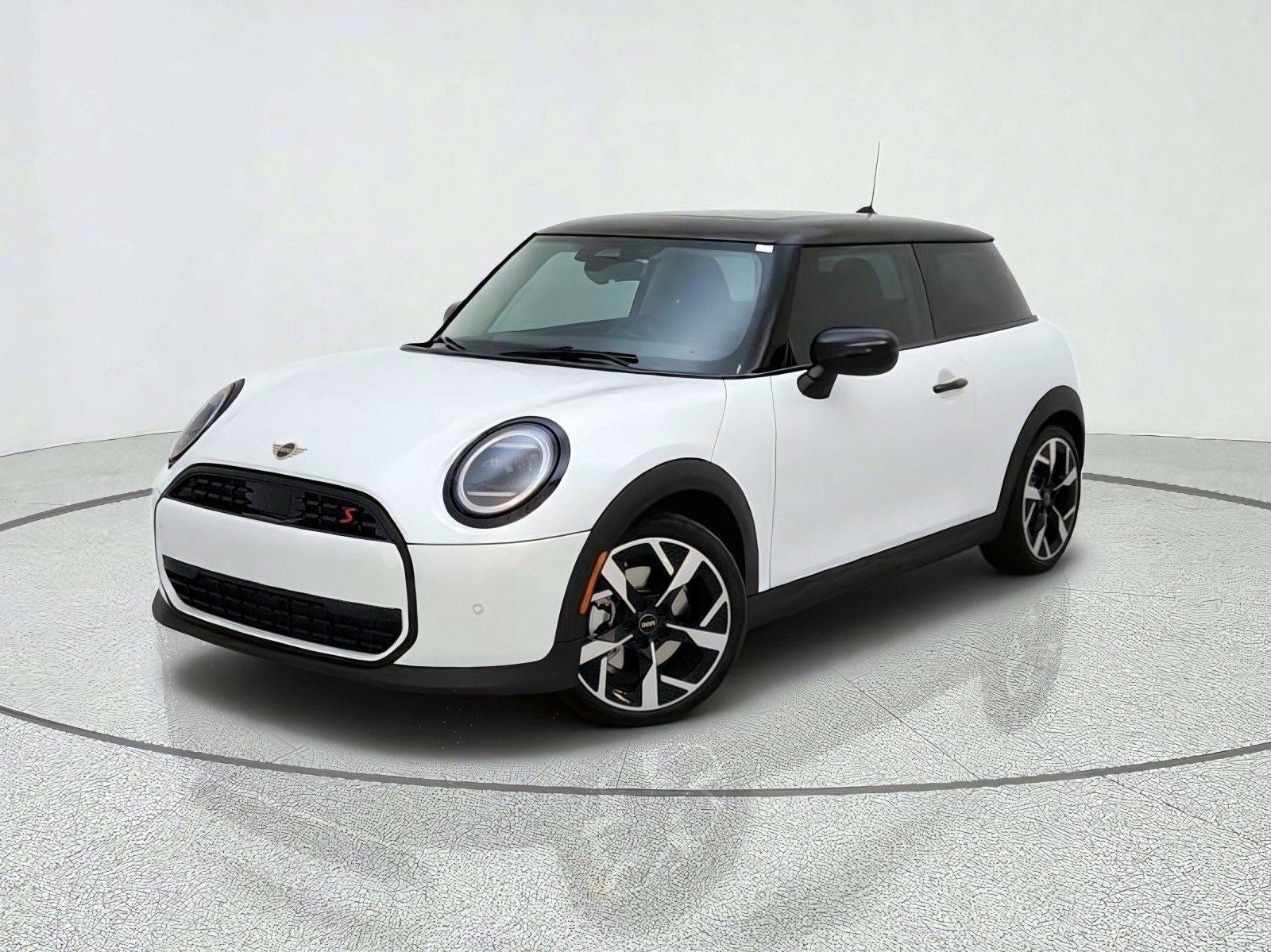 Used 2025 MINI Cooper S FWD video 1