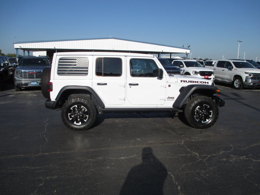 Used 2024 Jeep Wrangler Unlimited Rubicon w/ Technology Group image 4