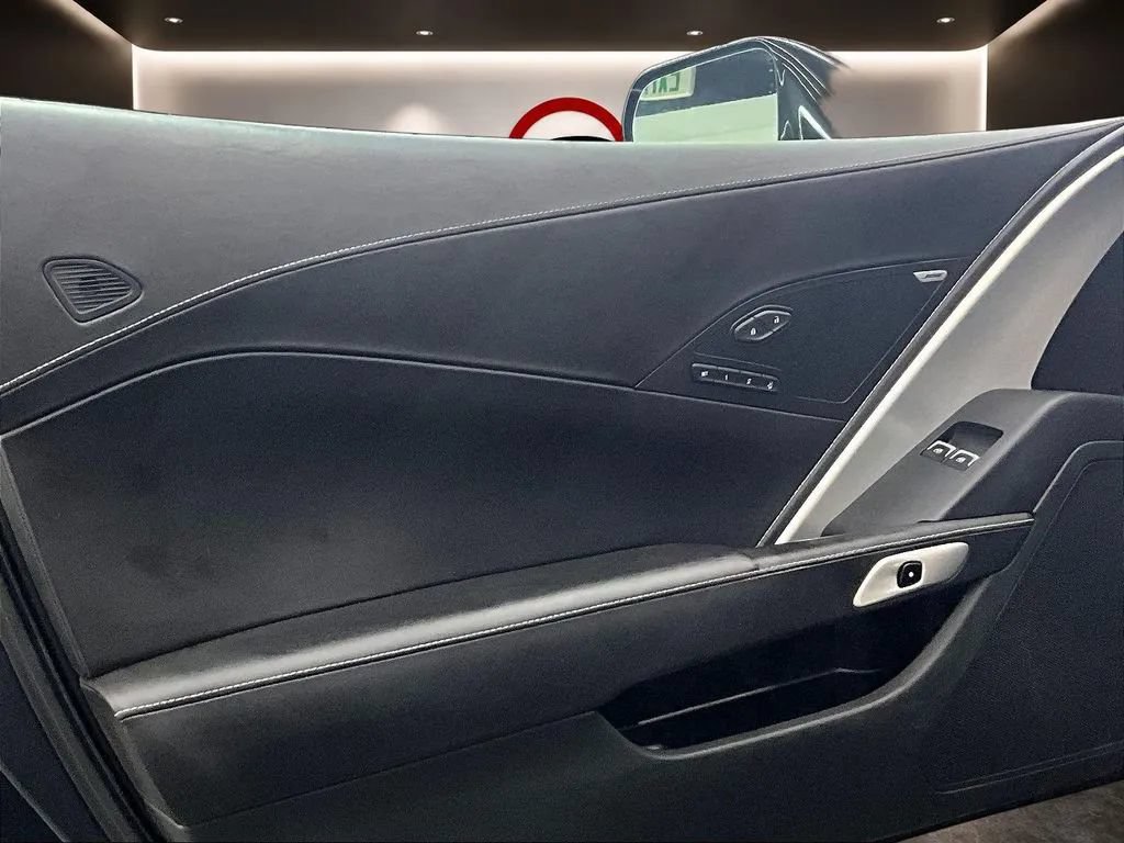 Used 2017 Chevrolet Corvette Grand Sport RWD image 18