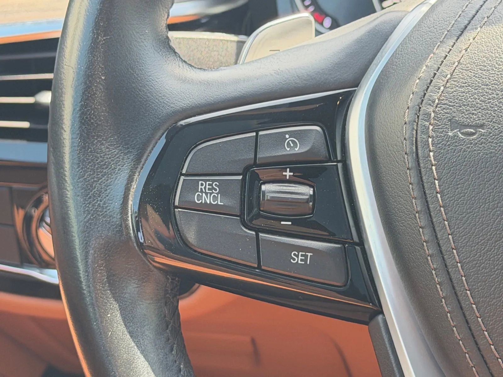 Used 2017 BMW 530i RWD image 24