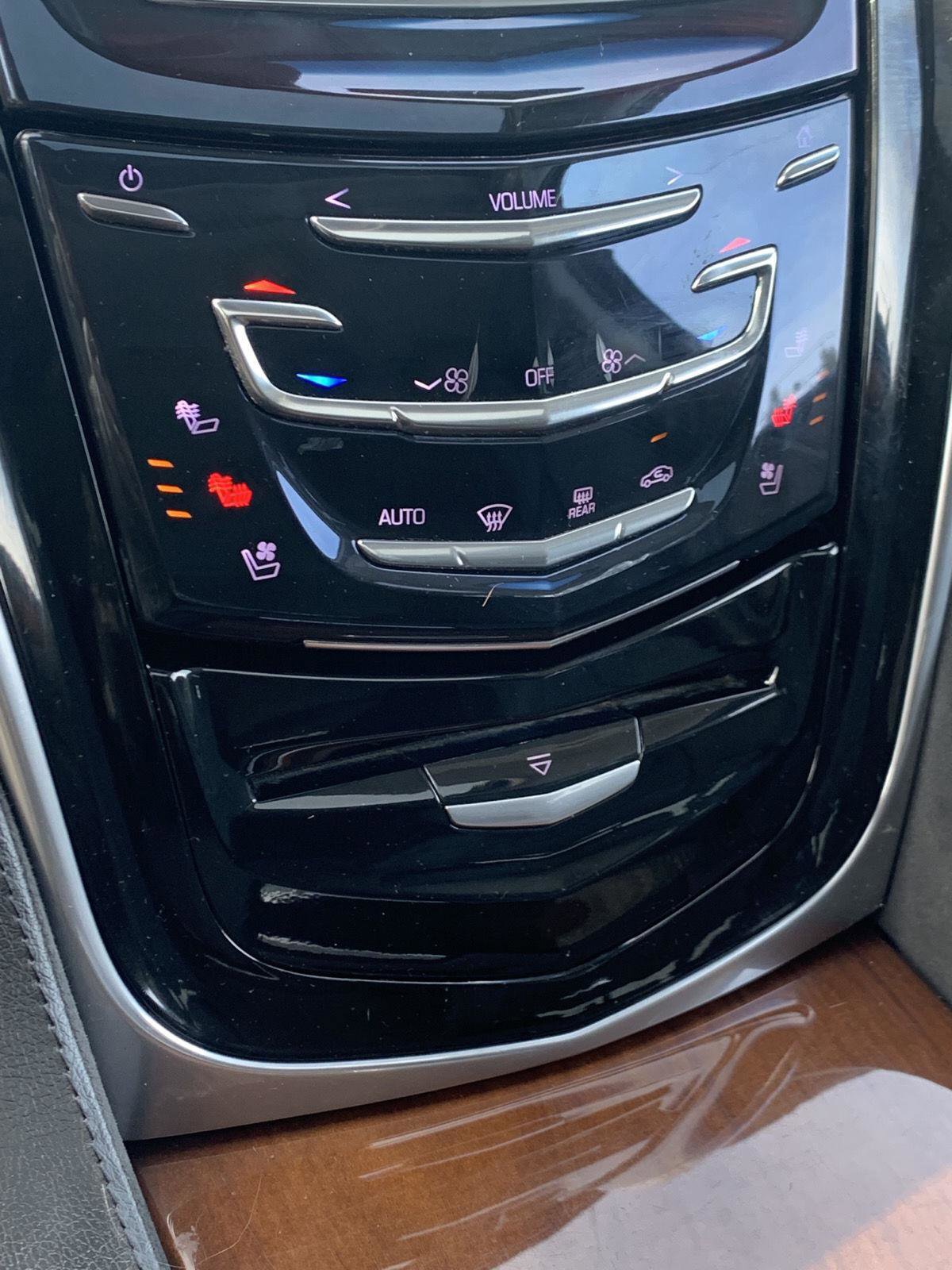 Used 2020 Cadillac Escalade ESV Luxury image 19