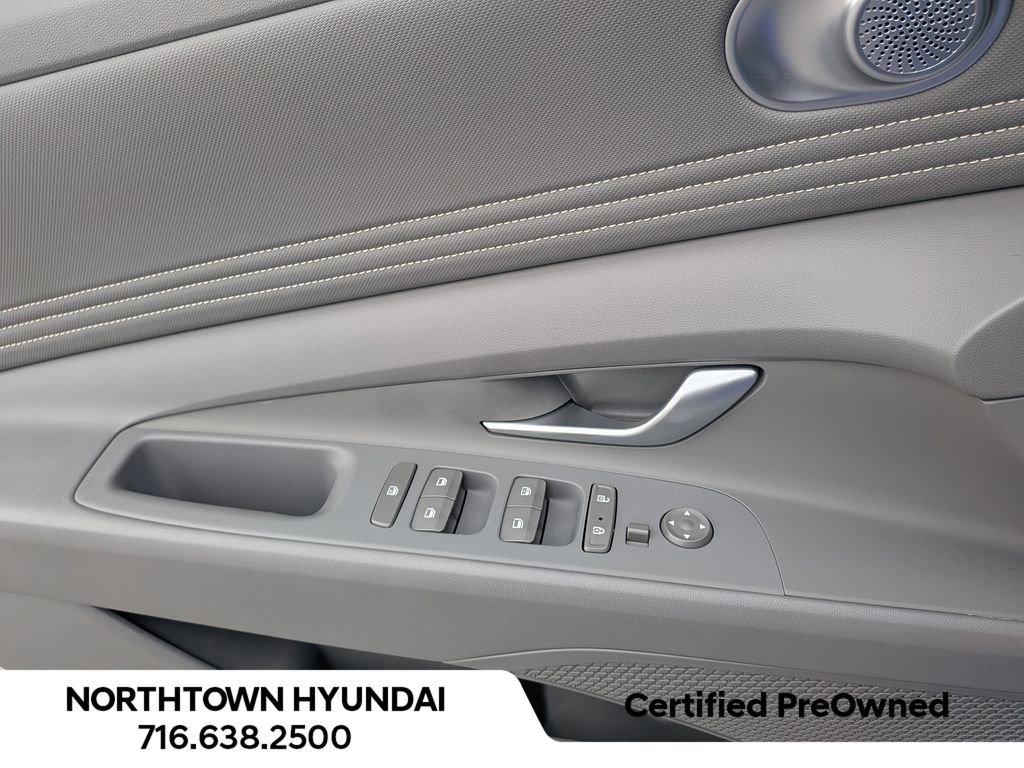 Used 2023 Hyundai Elantra SEL w/ Convenience Package FWD image 31