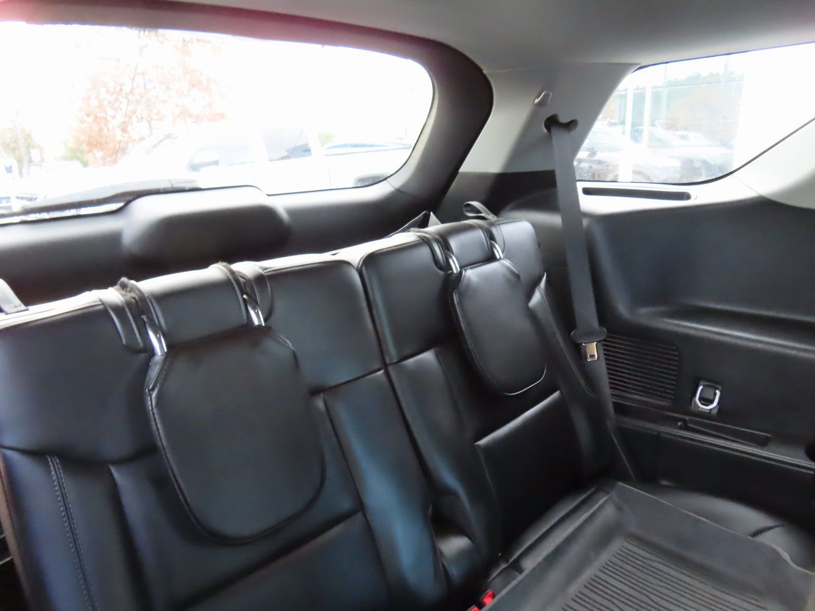 Used 2023 Ford Explorer XLT w/ Equipment Group 202A image 36