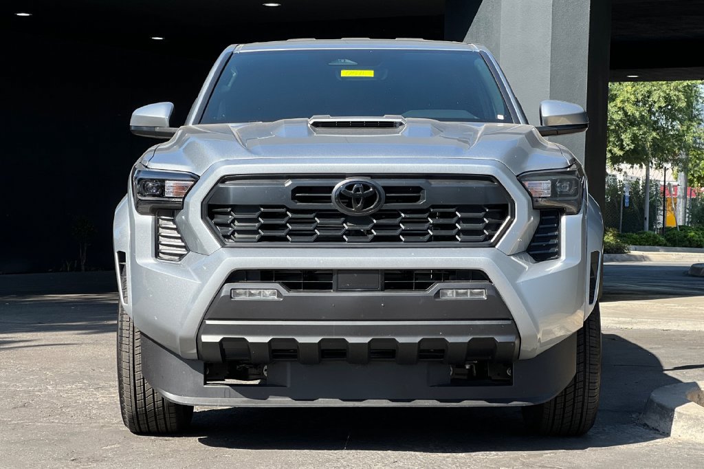 Used 2026 Toyota Tacoma TRD Sport RWD image 9