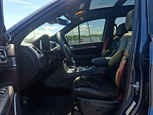 Used 2021 Jeep Grand Cherokee SRT w/ Trailer Tow Group IV AWD/4WD image 13