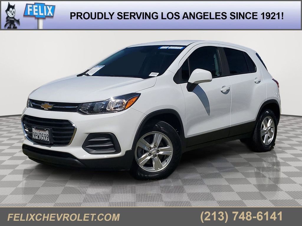 Used 2022 Chevrolet Trax LS w/ Tint and Cruise Package image 1